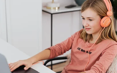 Utiliser les podcasts pour enrichir vos cours particuliers à Castres